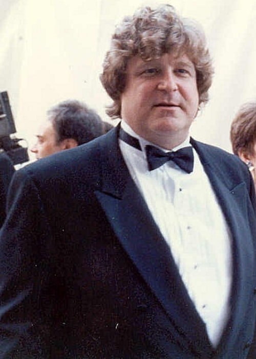 John Goodman on the red carpet at the 62nd Annual Academy Awards