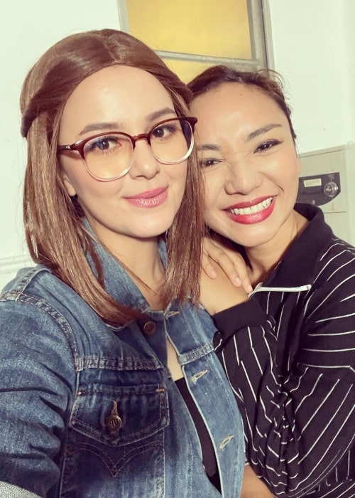 Juliana Evans as seen in a selfie that was taken with actress Nadia Aqilah Bajuri in December 2021