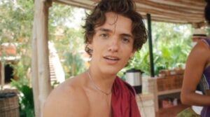 Noah Urrea