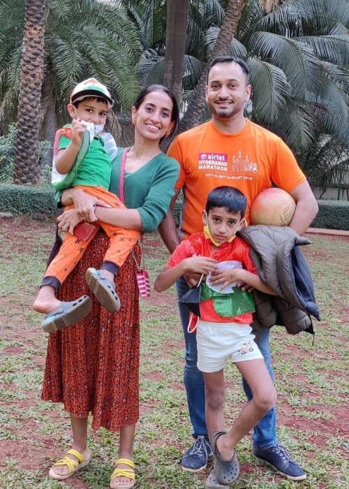 Vineeta Singh with her family, as seen in December 2021