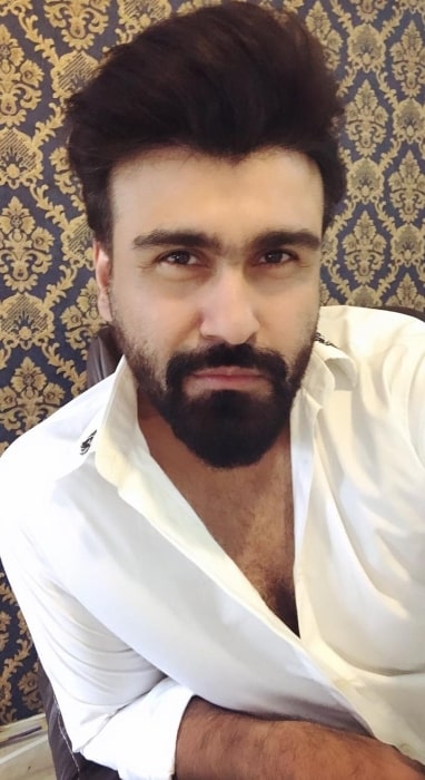 Aarya Babbar in August 2021 declaring that there is nothing more dangerous than a man with charm