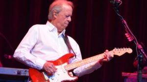Boz Scaggs
