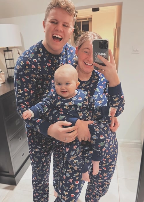 Carys Whittaker as seen in a selfie that was taken with her beau James and their child Amber Marie in December 2021