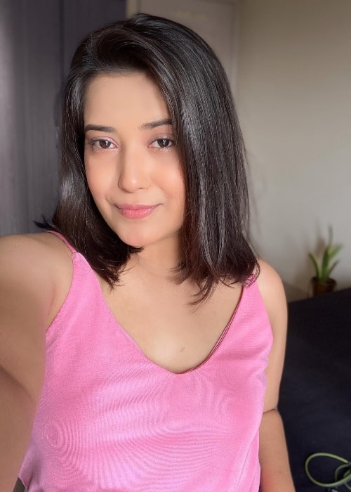 Prakriti Nautiyal as seen while taking a selfie in Mumbai, Maharashtra in January 2022