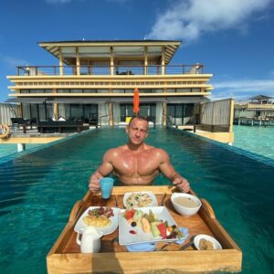 Vitaly Zdorovetskiy Height, Weight, Age, Girlfriend, Facts, Biography