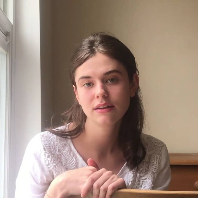 Alison Oliver Height Weight Age Boyfriend Facts Biography