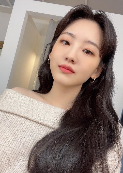 Cho Yi-hyun as seen while taking a selfie in January 2022