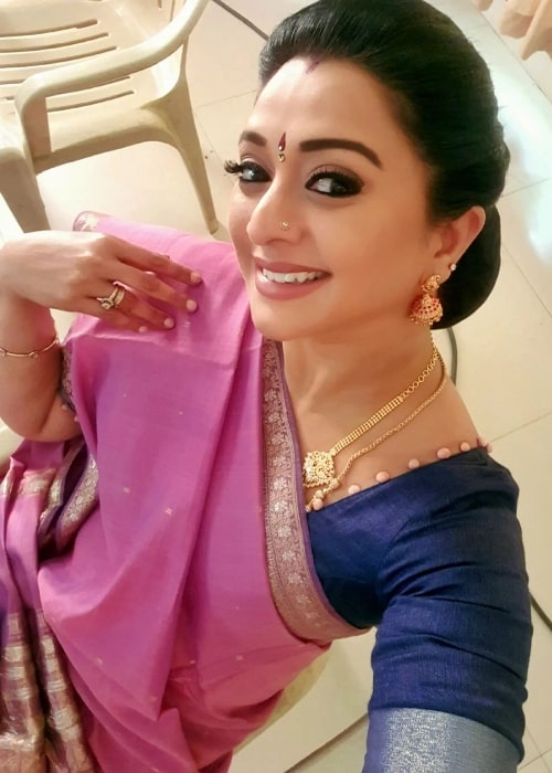 Gayatri Jayaraman as seen while taking a selfie in April 2022