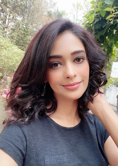 Mugdha Chaphekar as seen while taking a selfie in Pune, Maharashtra in March 2021