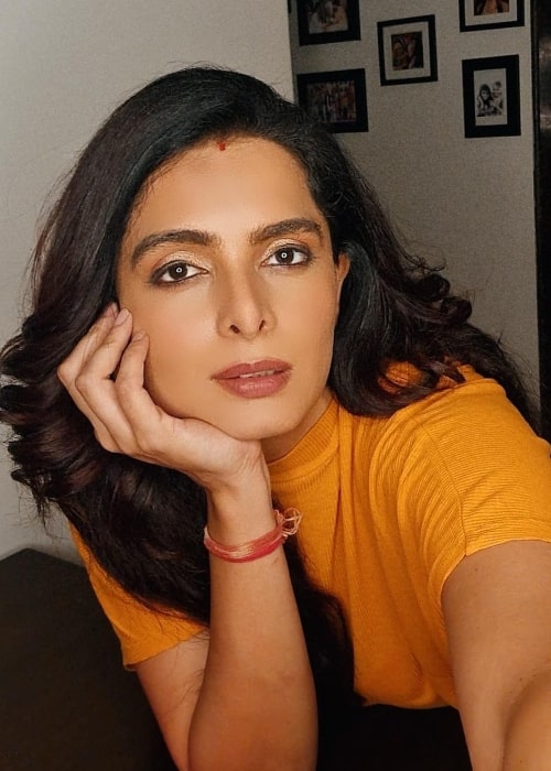 Ruhi Chaturvedi as seen while taking a selfie in November 2021