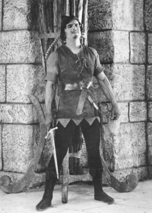 Douglas Fairbanks Sr. as seen in 'Robin Hood' (1922)