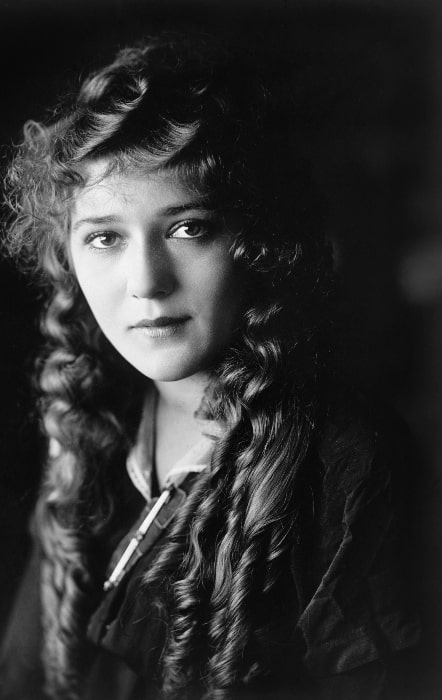 Mary Pickford in 1910