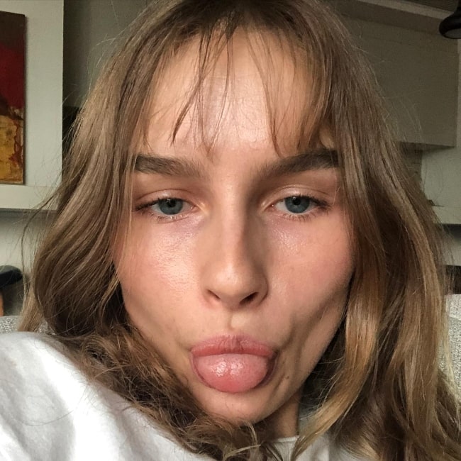 Olivia DeJonge Height, Weight, Age, Family, Biography, Boyfriends