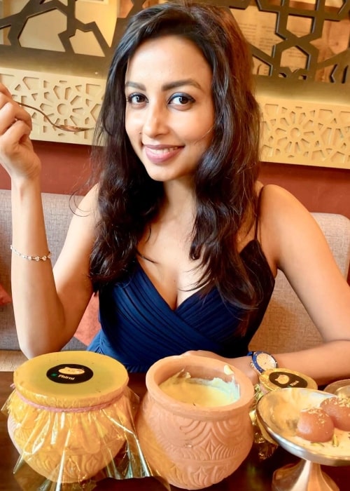 Richa Sinha as seen in a picture taken in Biryani By Kilo at Godbunder Road Thane in February 2021