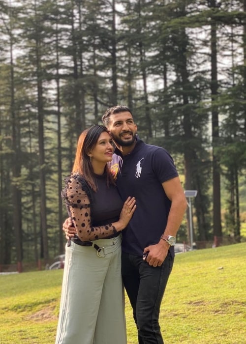 Rishi Dhawan and Deepali Chauhan as seen in December 2020