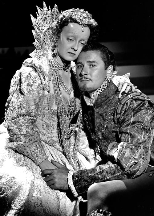 Bette Davis and Errol Flynn in 'The Private Lives of Elizabeth and Essex' (1939)