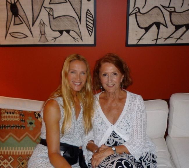 Kelly Lynch (left) seen smiling with her mother in 2022