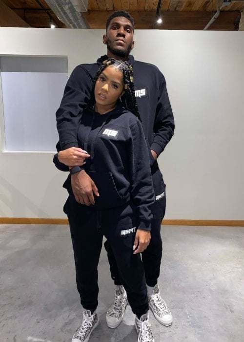 Kevon Looney and Mariah Simone, as seen in December 2020