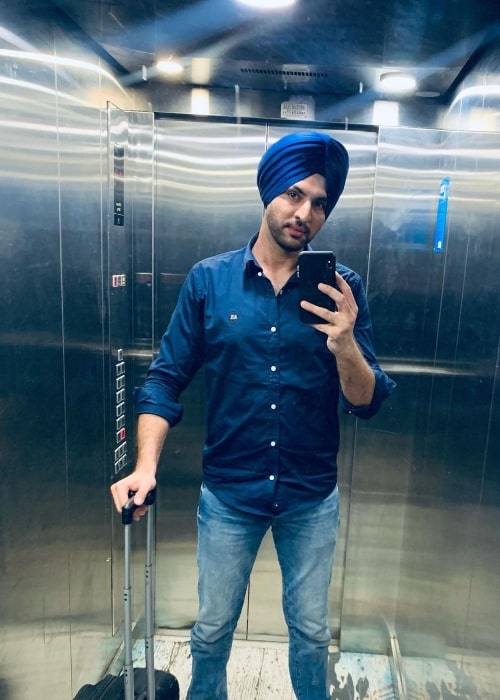 Zebby Singh as seen while taking an elevator selfie in August 2021