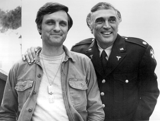 Alan Alda (Left) with his father, Robert Alda, in 1975