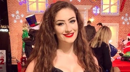Amber Doig-Thorne Height, Weight, Age, Body Statistics