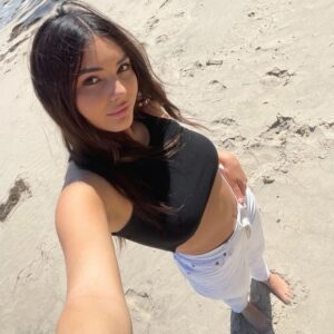 Atiana De La Hoya Height, Weight, Age, Boyfriend, Family, Biography