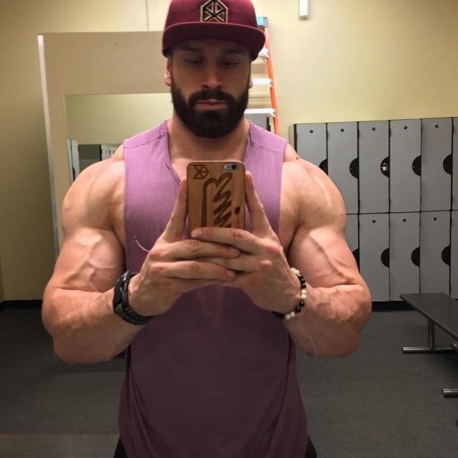 Bradley Martyn thinking of getting a tan in November 2016