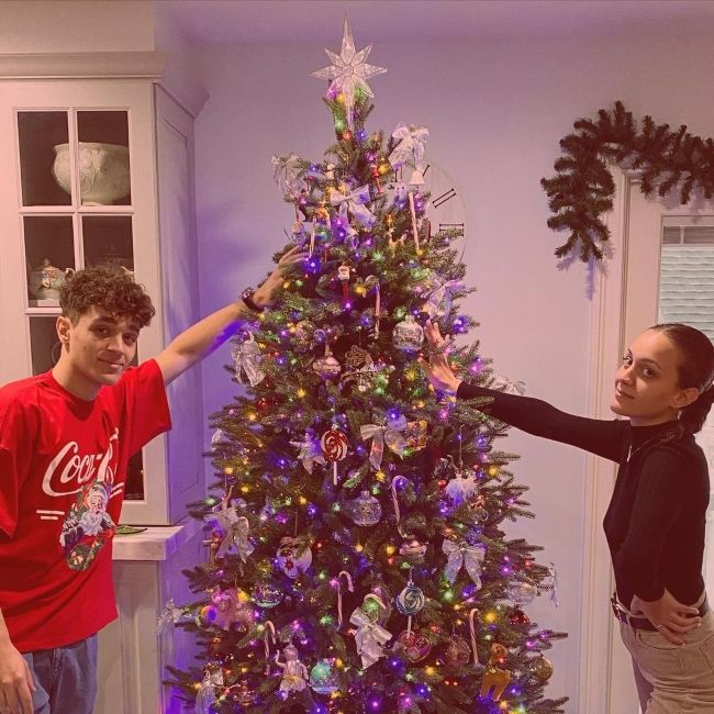 David Iacono and his sister Kayla on Christmas Day in 2020
