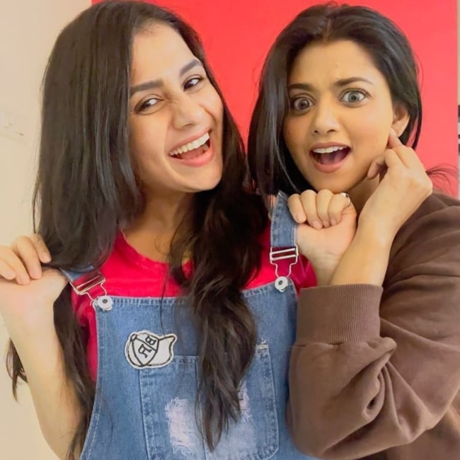 Dharti Bhatt as seen in a picture with her best friend Tanvi Dogra in August 2021