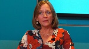 Liza Mundy