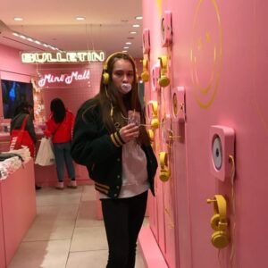 Lola Tung Height, Weight, Age, Facts, Boyfriend, Biography