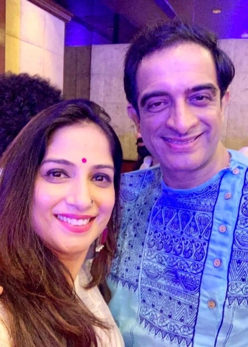 Pankaj Vishnu as seen in a picture that was taken with actress Poorva Gokhale in April 2022