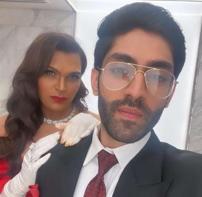 Saisha seen posing with Chirag Salujaa in 2022