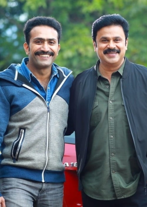 Shine Tom Chacko (Left) and actor Dileep posing for the camera