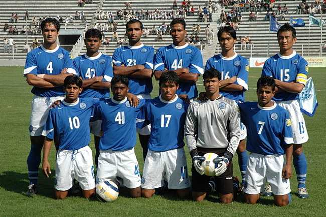 Bhaichung with the Indian national team in 2007