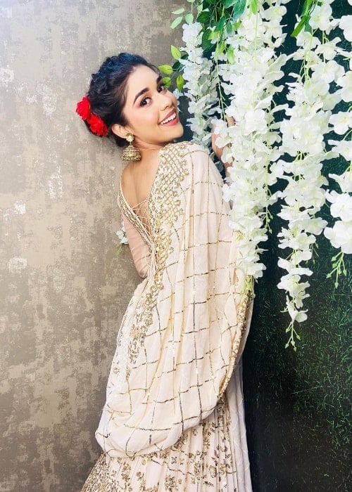Eisha Singh as seen while posing for the camera in December 2021
