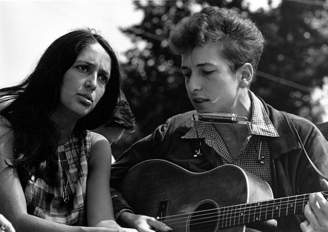 Joan Baez seen with Bob Dylan in 1963