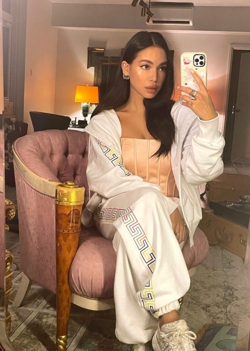 KC Del Rosario as seen in a selfie that was taken in October 2021