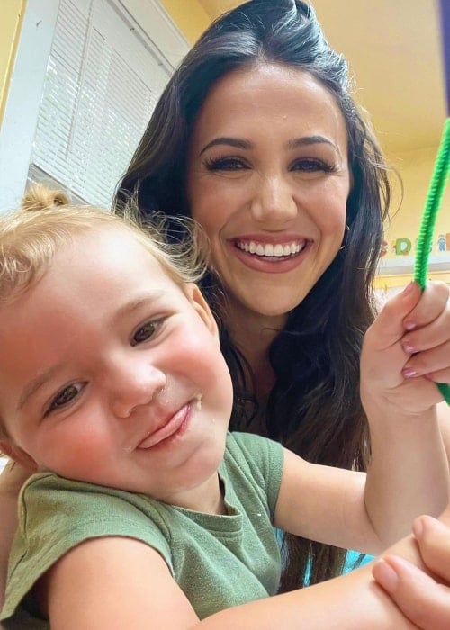 Kat Stickler as seen in a selfie with her daughter Mary-Katherine in May 2022