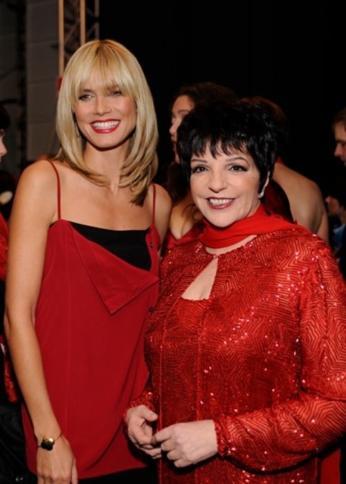 Liza Minnelli (Right) and Heidi Klum posing for the camera at The Heart Truth Fashion Show 2008