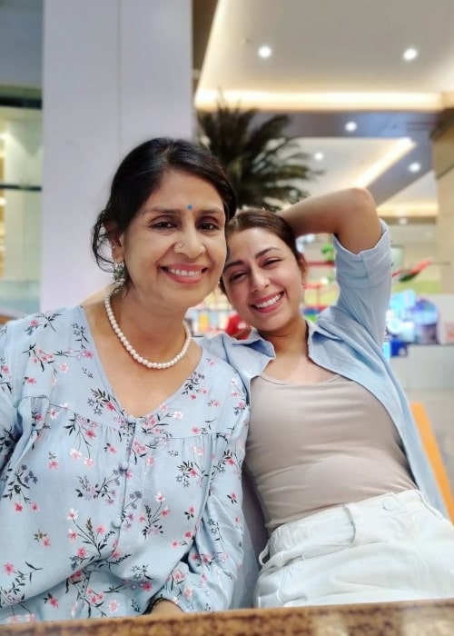 Neha Sargam (Right) as seen with her mother in April 2022