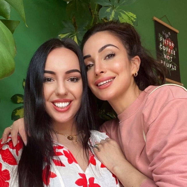 Roxy Shahidi (Right) and Eve in July 2022