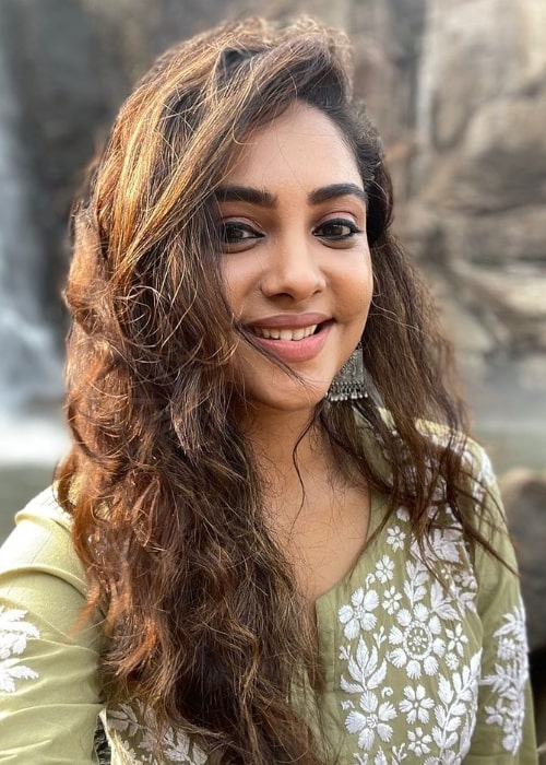 Smruthi Venkat as seen while smiling in a selfie in Athirapally, Kerala in 2022