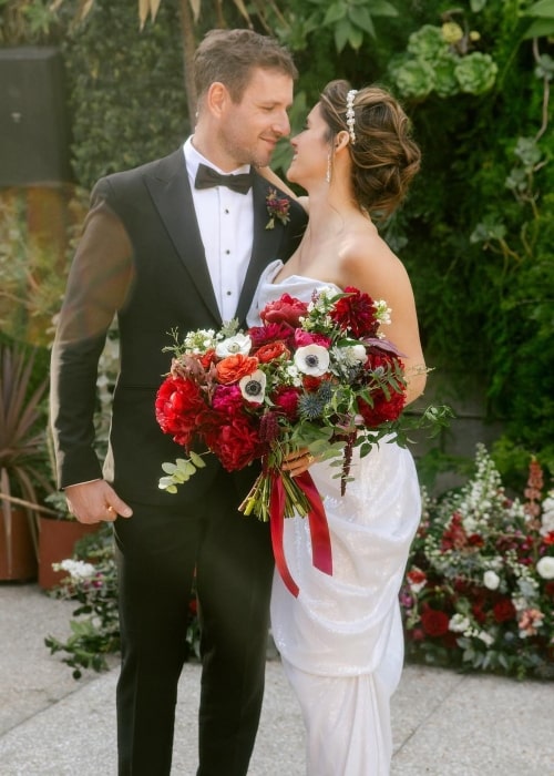 Tom Oakley with actress and model Missy Peregrym on the day of their wedding in December 2018