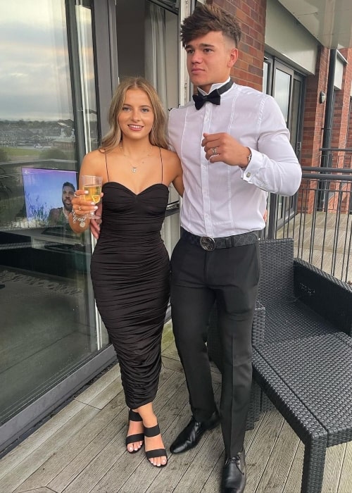Will Smeed as seen in a picture with his beau Charlotte Spencer-Smith in October 2021, at the Somerset County Cricket Club