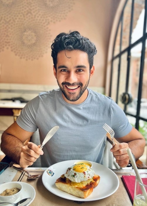 Abhishek Bajaj pictured while enjoying his meal in August 2022