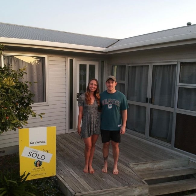 Bryony Botha and her beau Damon Macdonald at their new home in September 2021, in Hamilton, New Zealand
