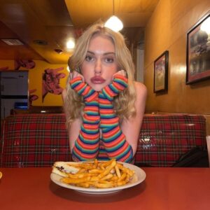 Chloe Cherry Height, Weight, Age, Boyfriend, Facts, Biography