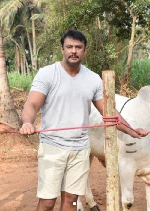 Darshan Thoogudeepa as seen in an Instagram Post in January 2022