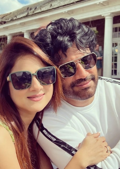 Keerti Gaekwad Kelkar as seen in a selfie with her husband Sharad Kelkar in June 2022